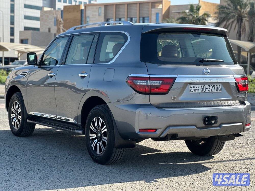 للبيع نيسان باترول تيتانيوم ماشي ٦٧ الف كيلو3