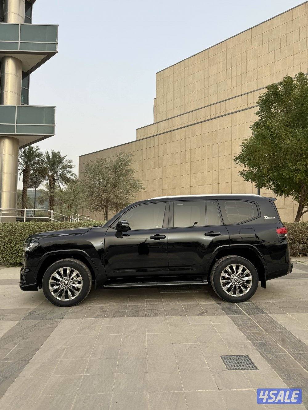 لاندكروز 2022 ايرو s4