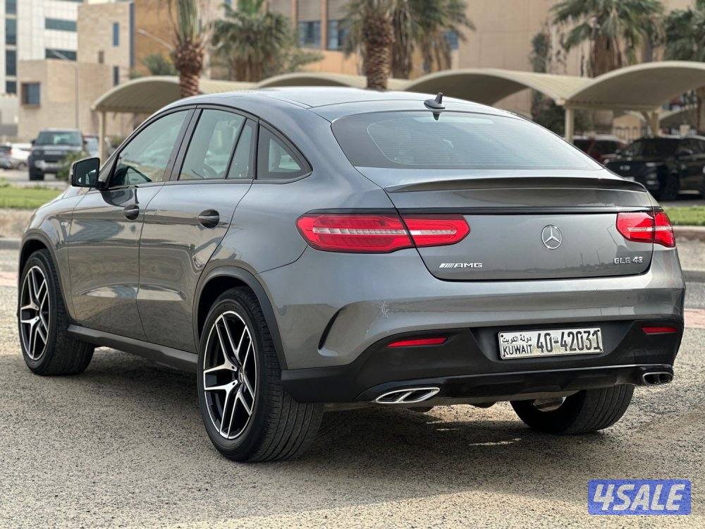 للبيع مرسيدس GLE 43 AMG ماشي ٧٨ الف كيلو2