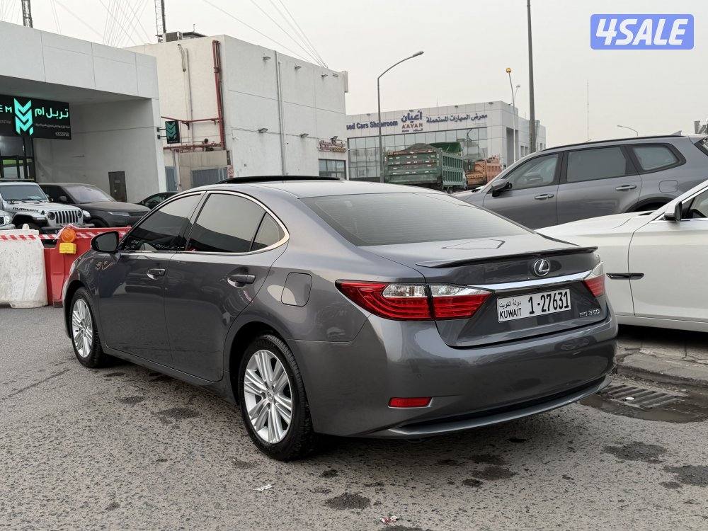 لكزس ES350 درجة اولى موديل 2014 عداد قليل 96 الف KM بحاله نادره جدا2
