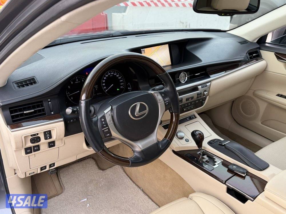 لكزس ES350 درجة اولى موديل 2014 عداد قليل 96 الف KM بحاله نادره جدا5