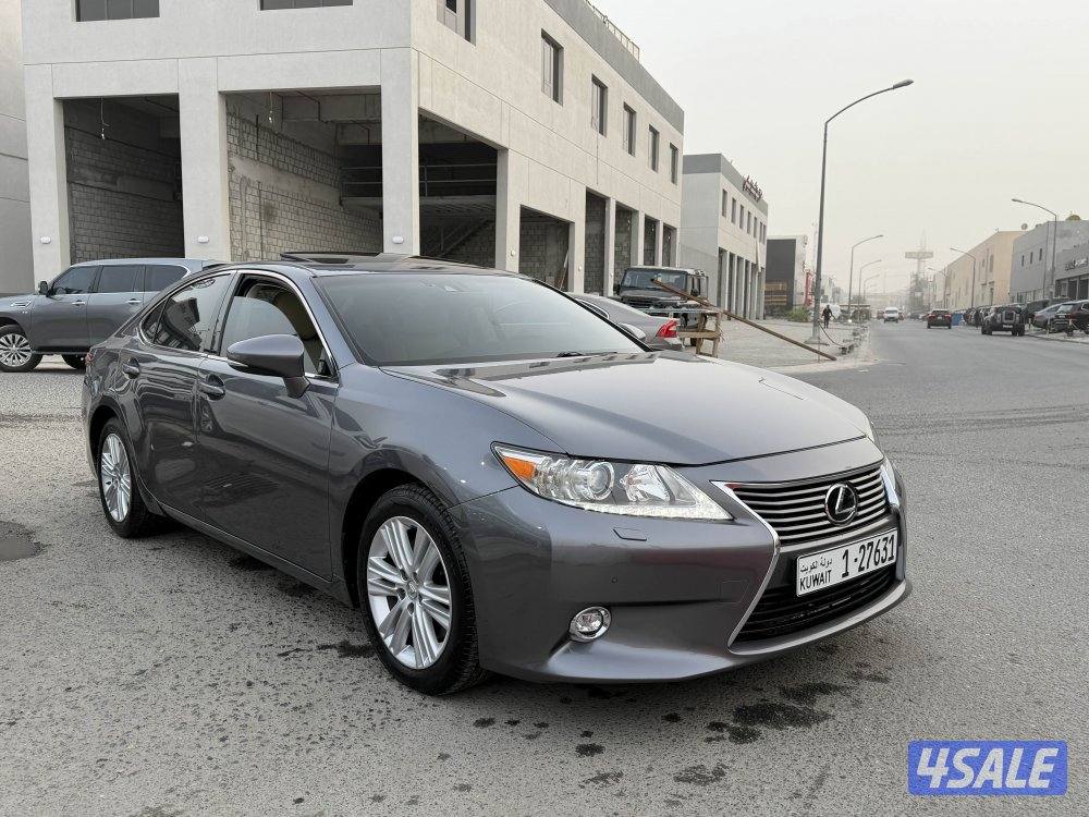 لكزس ES350 درجة اولى موديل 2014 عداد قليل 96 الف KM بحاله نادره جدا8