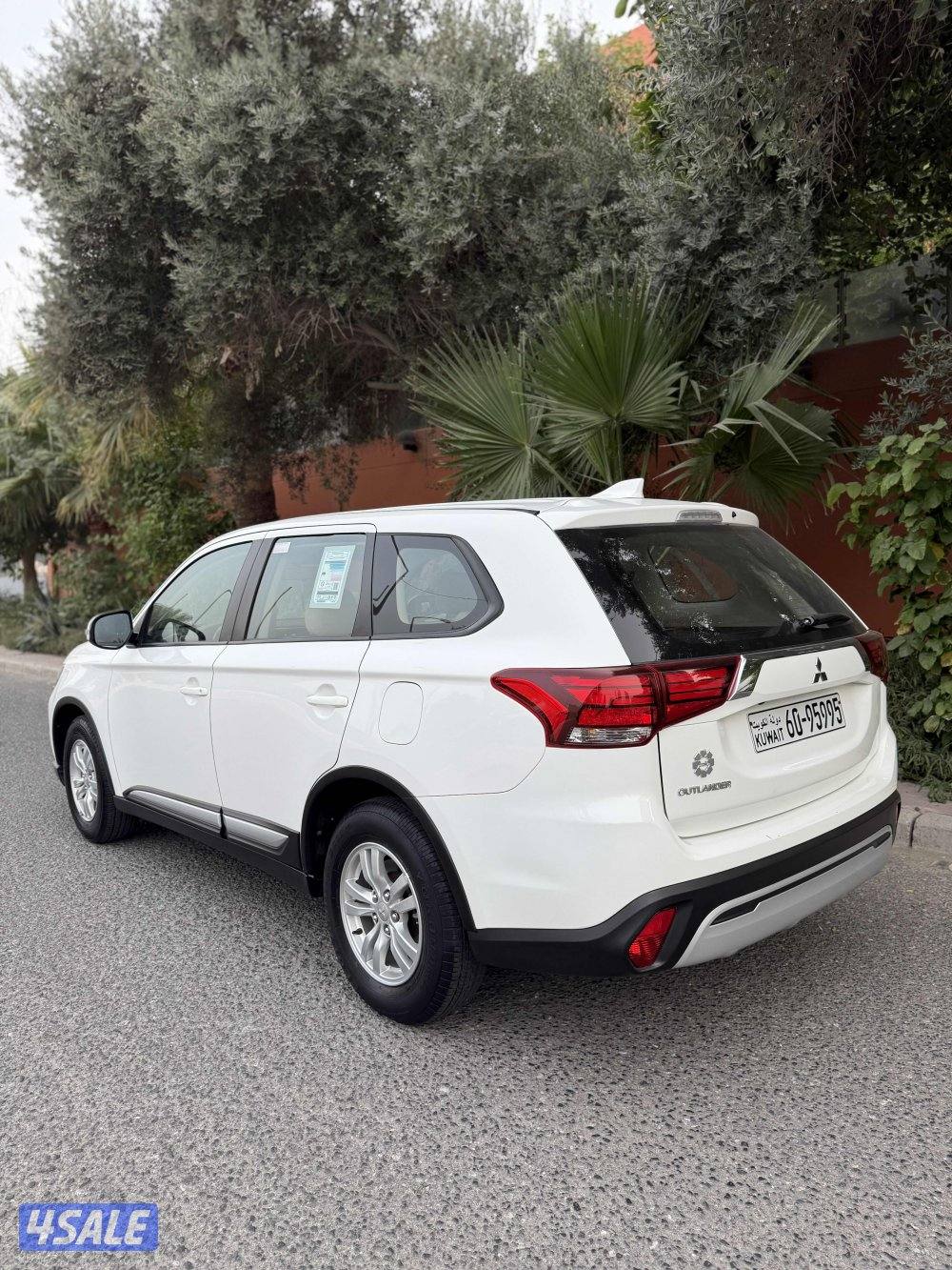 اوتلاندر 2022 عداد 1106