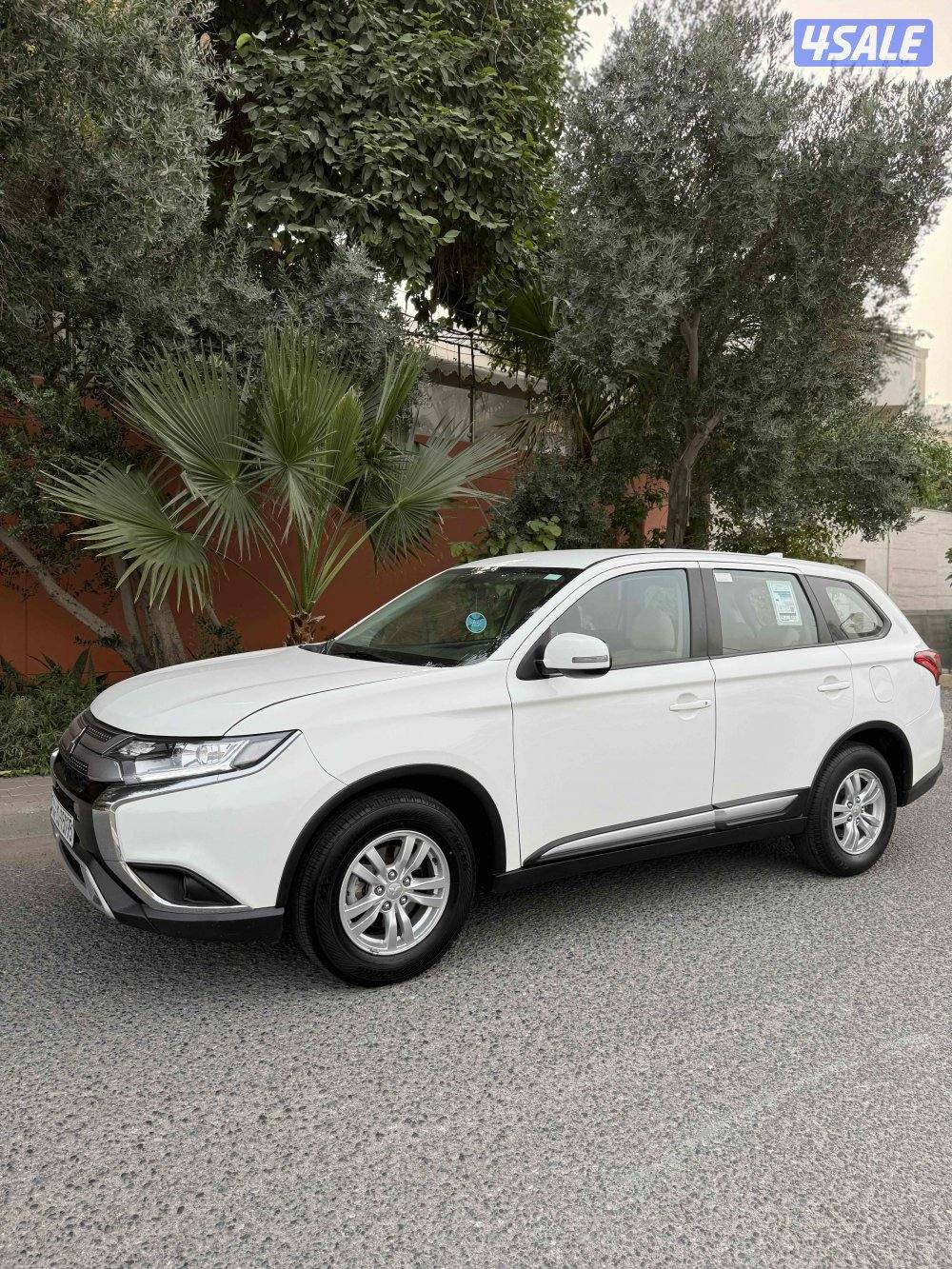 اوتلاندر 2022 عداد 1107