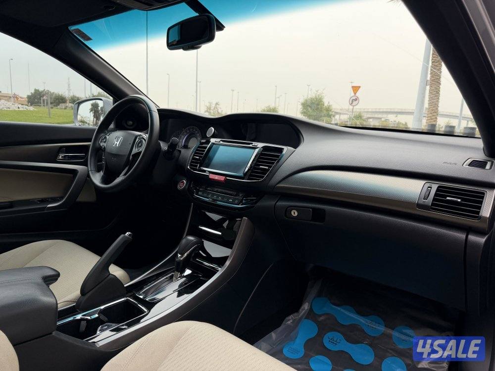 اكورد 2017 ماشي ١١٣ الف12