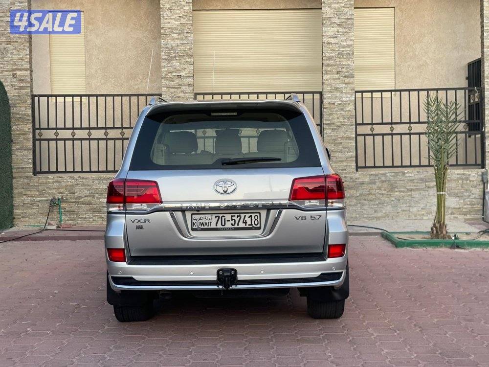 لاندكروزر VXR5