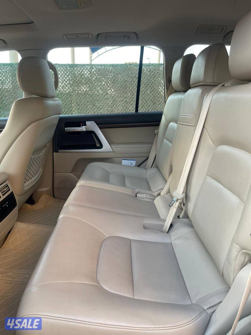 لاندكروزر VXR8