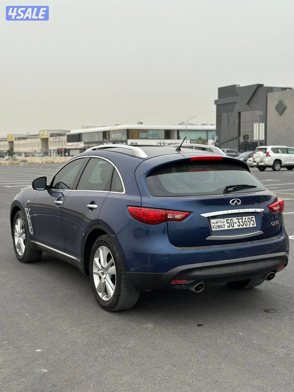 للبيع انفينيتي QX70 mm موديل 2017 اعلي مواصفات3