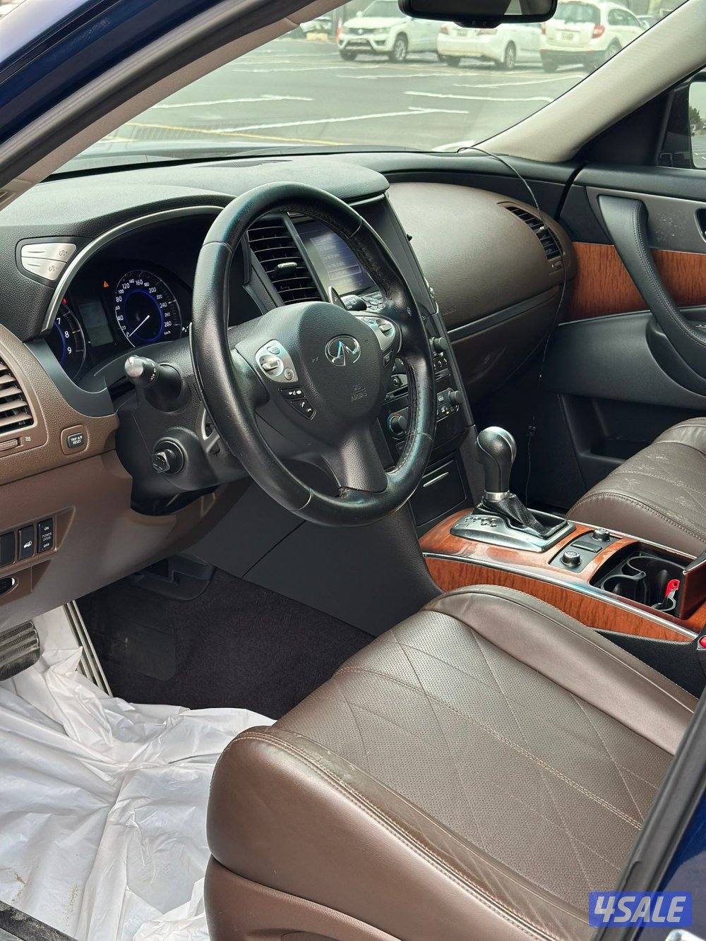 للبيع انفينيتي QX70 mm موديل 2017 اعلي مواصفات4