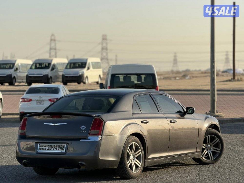 كرايزلر 2013 همني  8V3