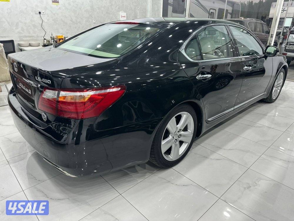 لكزس LS 460 موديل ٢٠١٢ وارد الساير ماشي ١٤٥ ألف كم1