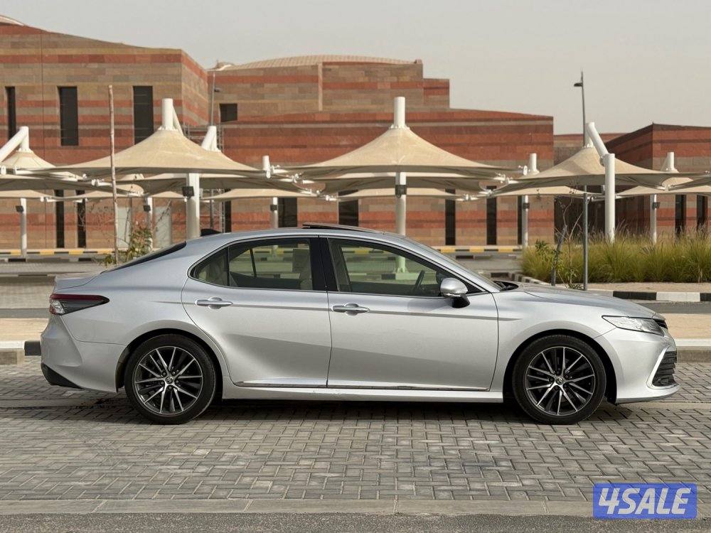 للبيع كامري 6سلندر ليميتد4