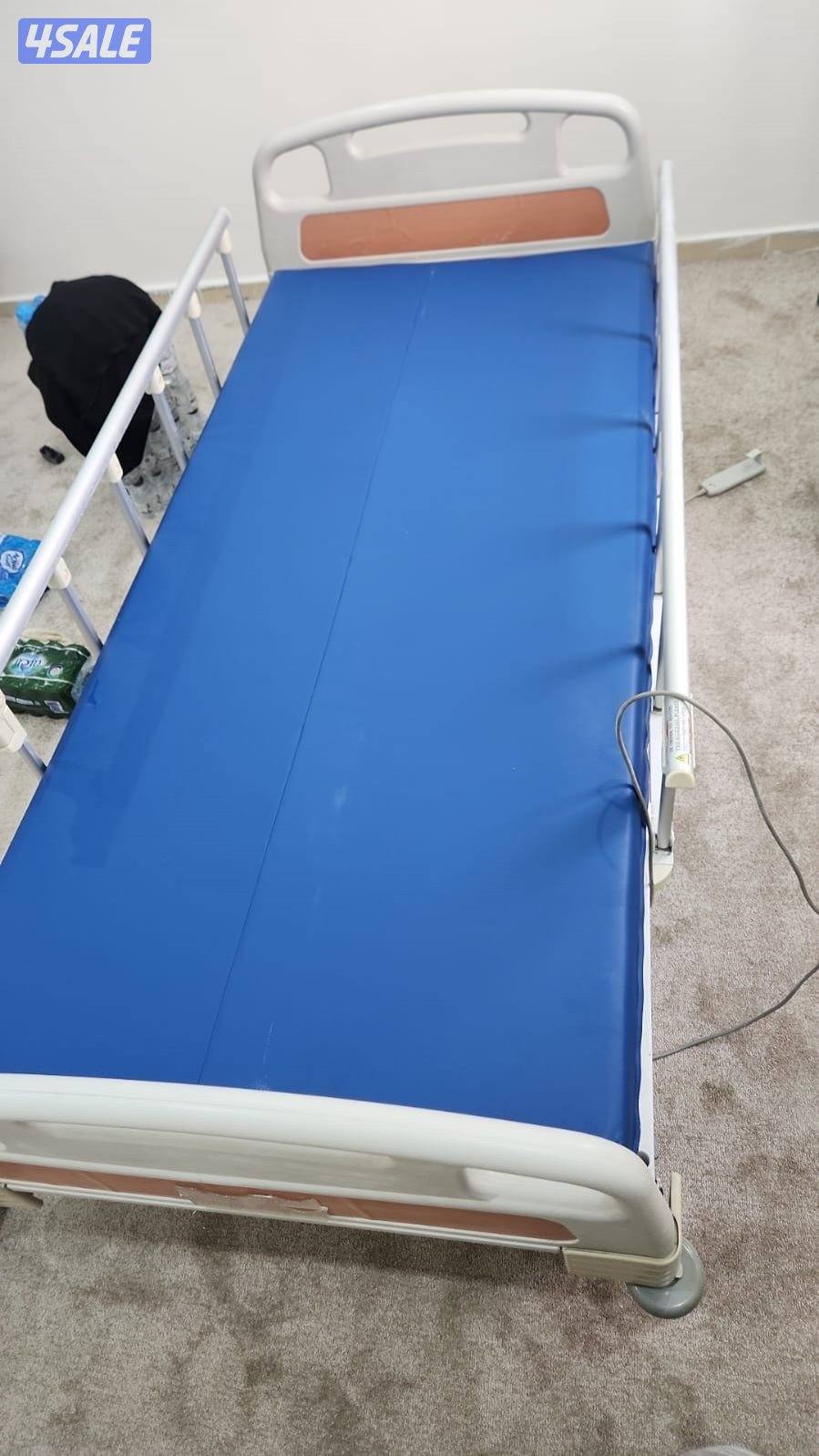 للبيع سرير طبي كهربائي0