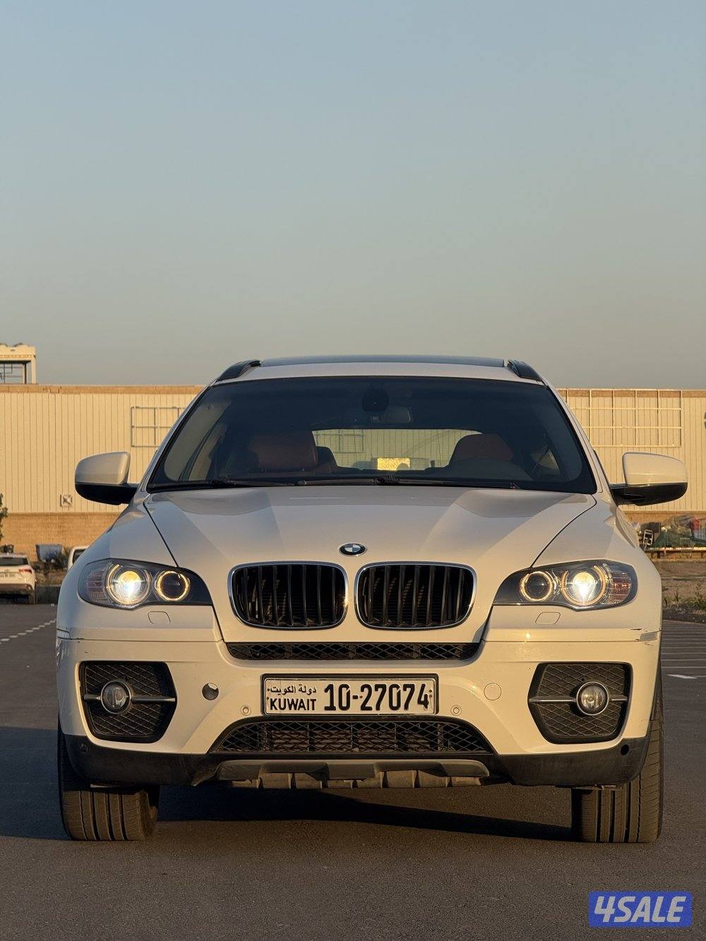 جيب BMW 2011 نادر بحاله المصنع0