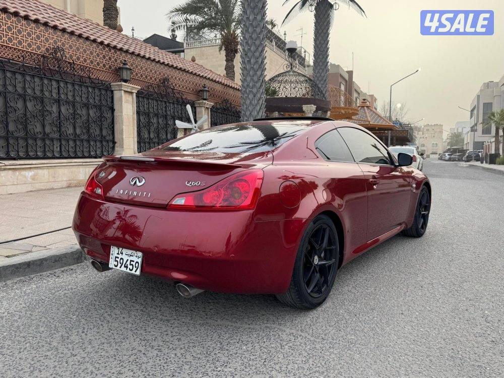 للبيع انفينيتي Q60s موديل 2016 عداد 97 الف شرط الفحص5