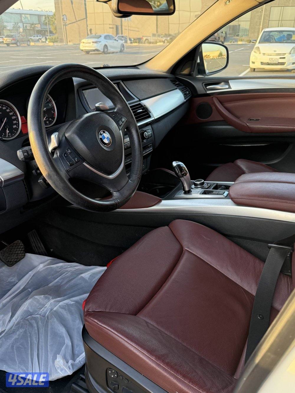 جيب BMW 2011 نادر بحاله المصنع3