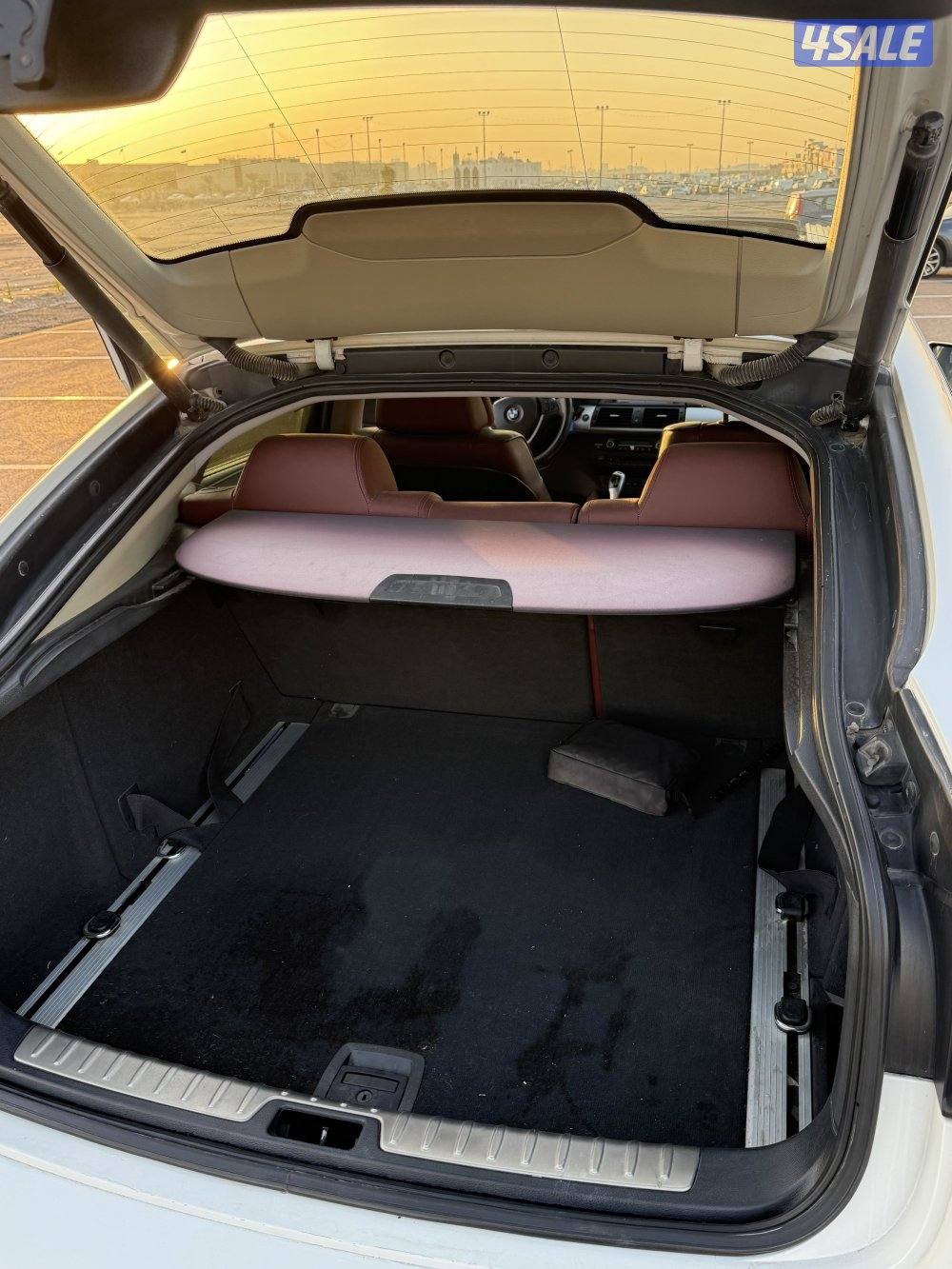 جيب BMW 2011 نادر بحاله المصنع6