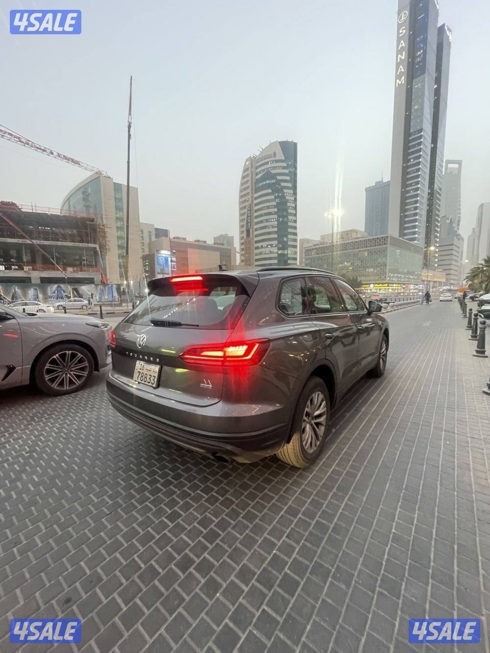 للبيع طوارق موديل 2019 .. خالي من الحوادث شرط الفحص قير مكينه شاصي .0