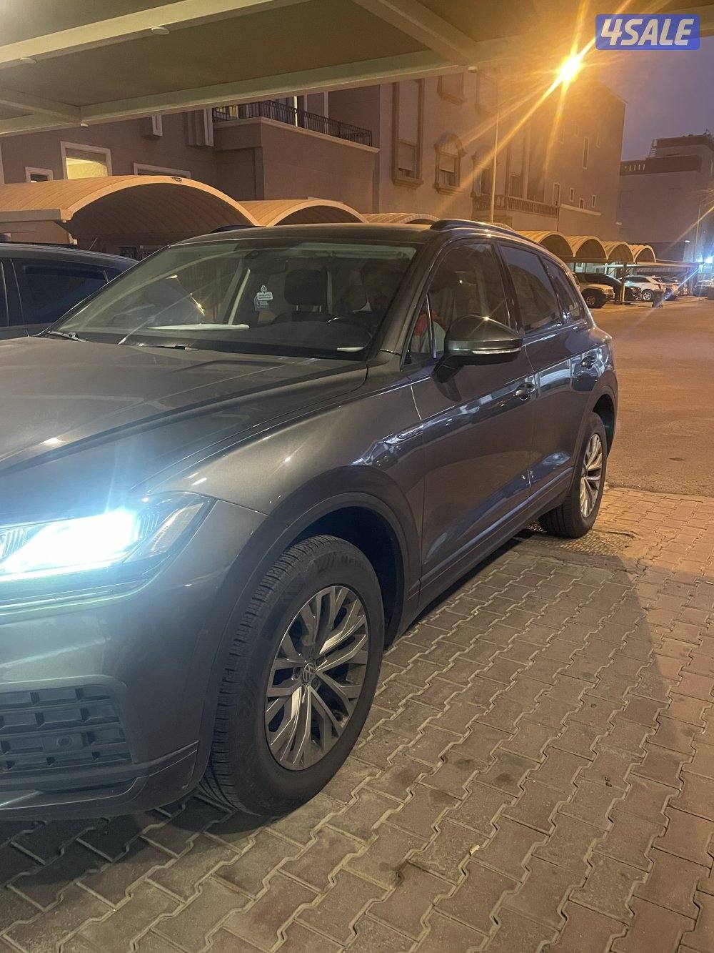 للبيع طوارق موديل 2019 .. خالي من الحوادث شرط الفحص قير مكينه شاصي .4