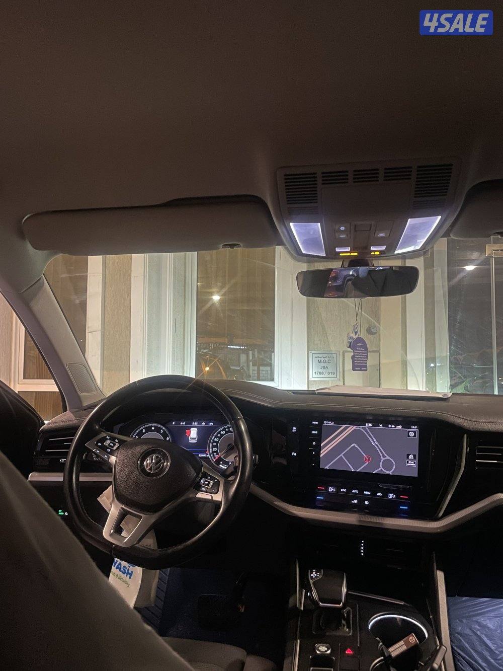 للبيع طوارق موديل 2019 .. خالي من الحوادث شرط الفحص قير مكينه شاصي .9