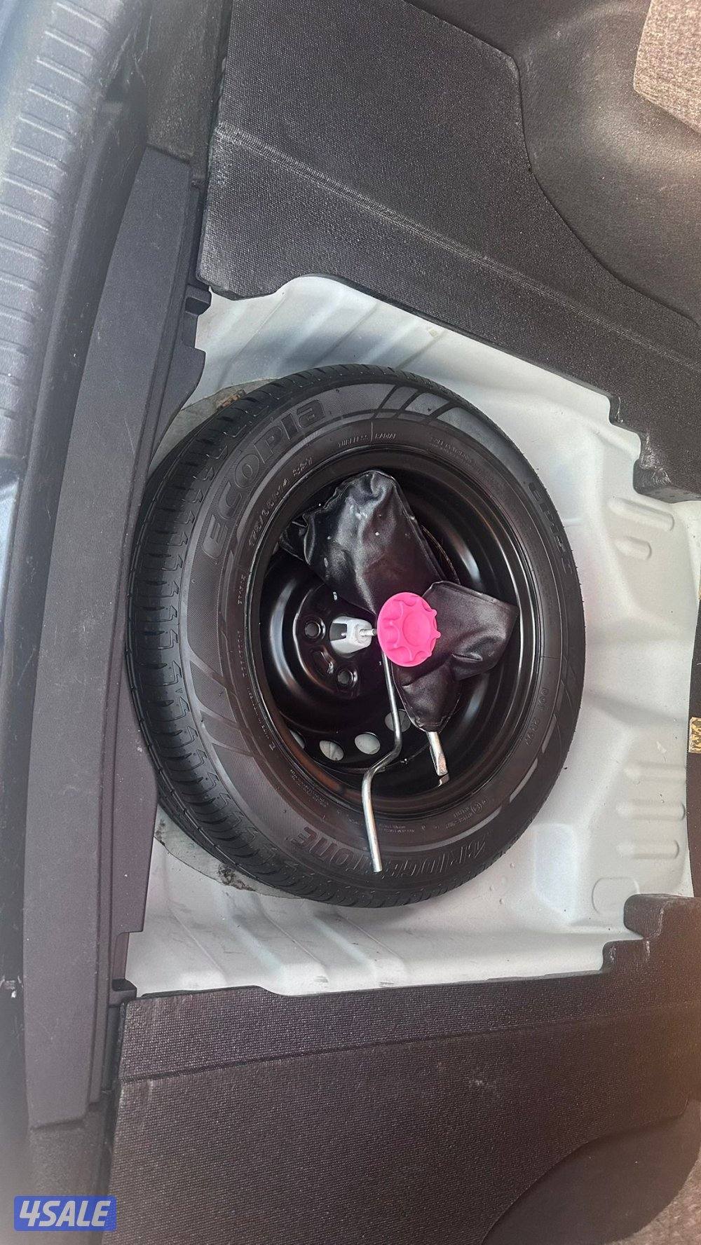 للبيع تويوتا يارس موديل 2018 نظيفه جدا شرط الفحص6