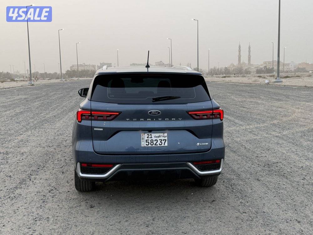 للبيع فورد تيريتورى2023  صبغ الوكاله7