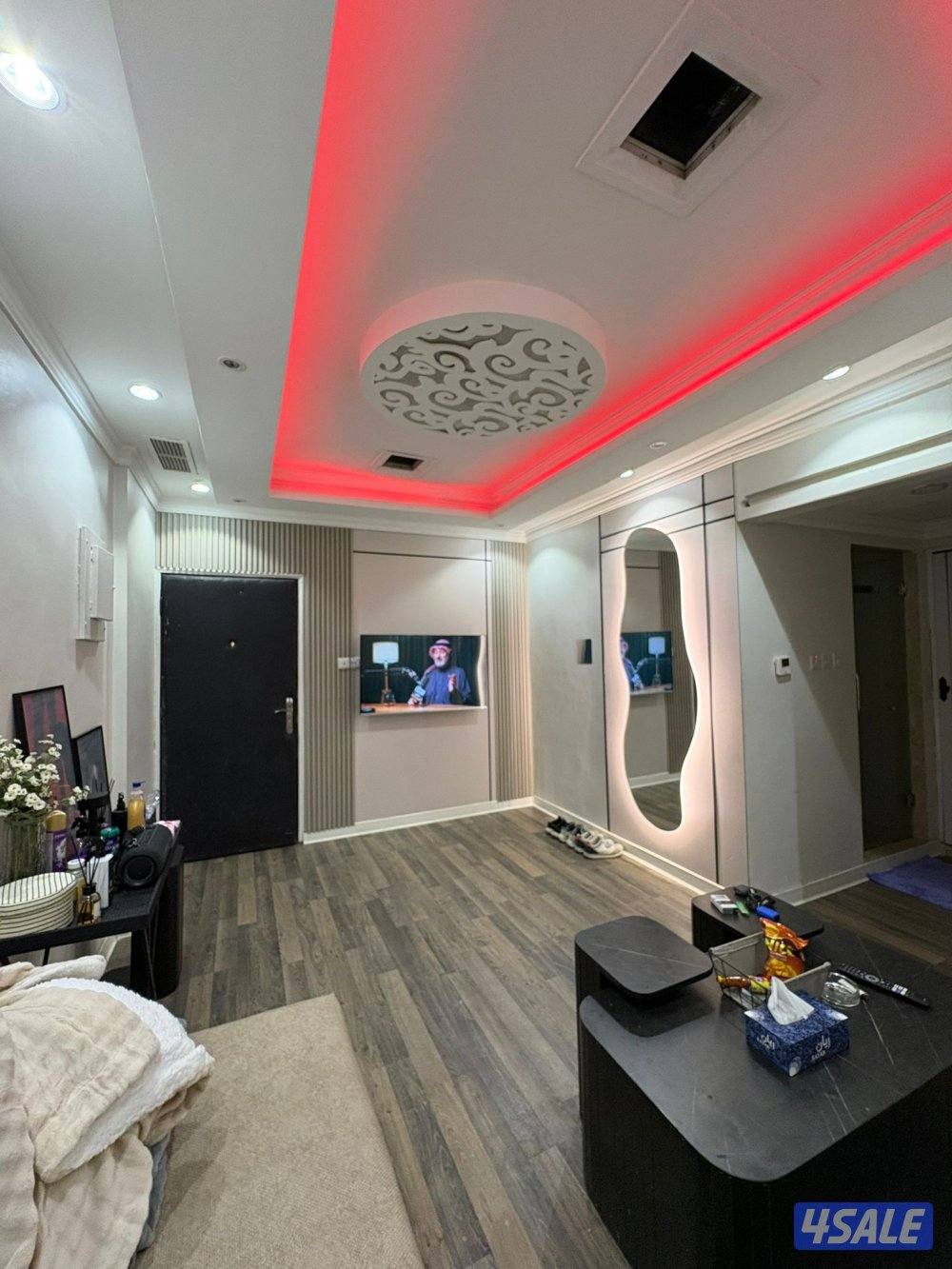 شقةخلوسوبر لوكس غرفةصالةحمام مطبخ كبير مصافط متوفرة كل الخدمات0