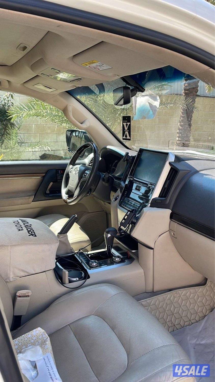 للبيع لاند كروزر 2019 GX.R2