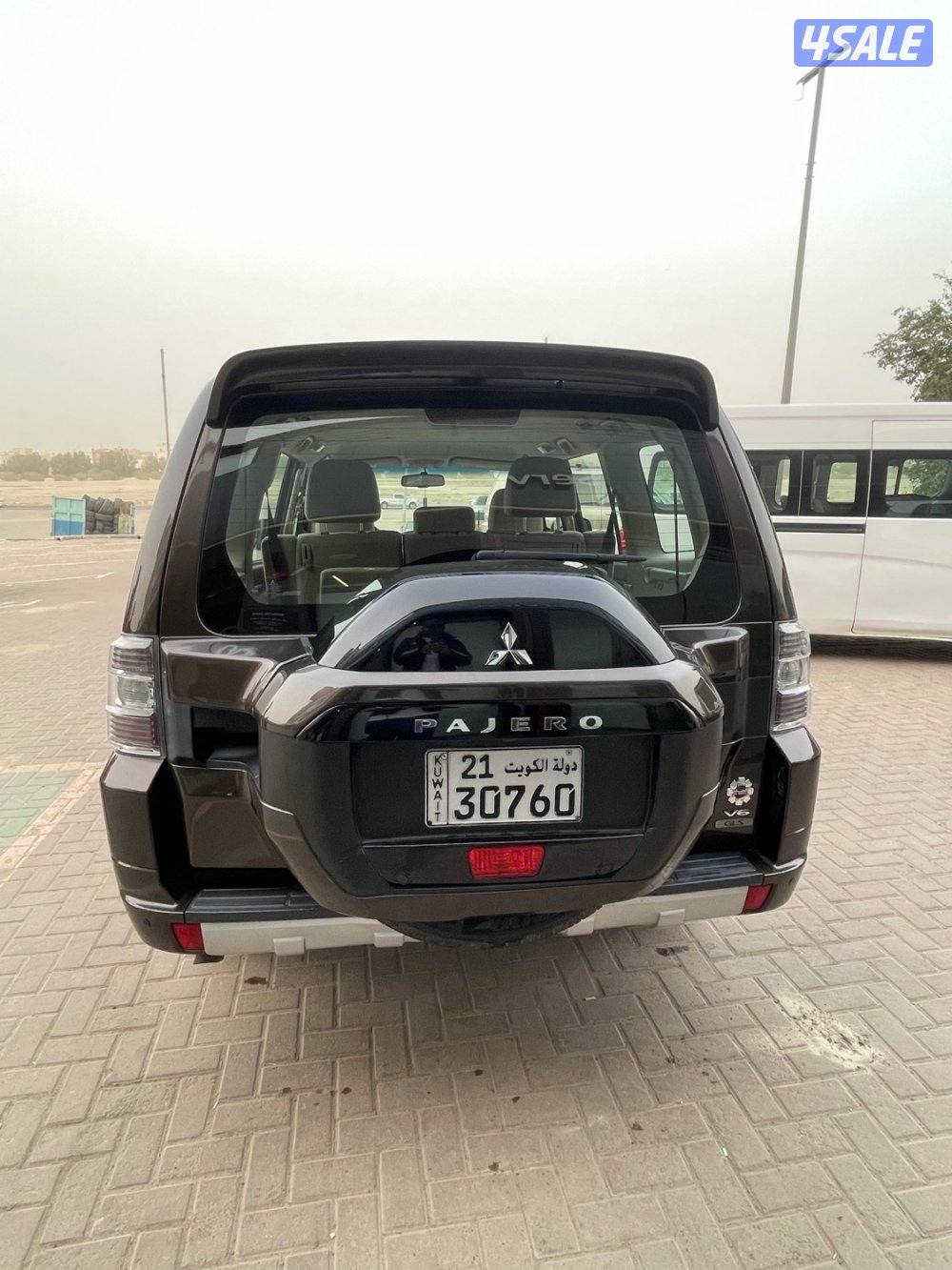 للبيع 2018 باجيرو شرط الفحص3