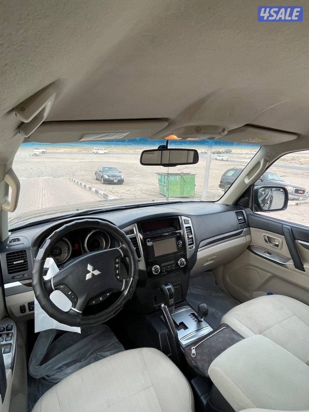 للبيع 2018 باجيرو شرط الفحص4