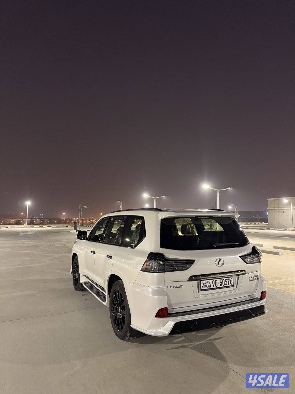 لكزس بلاك ايديشن1