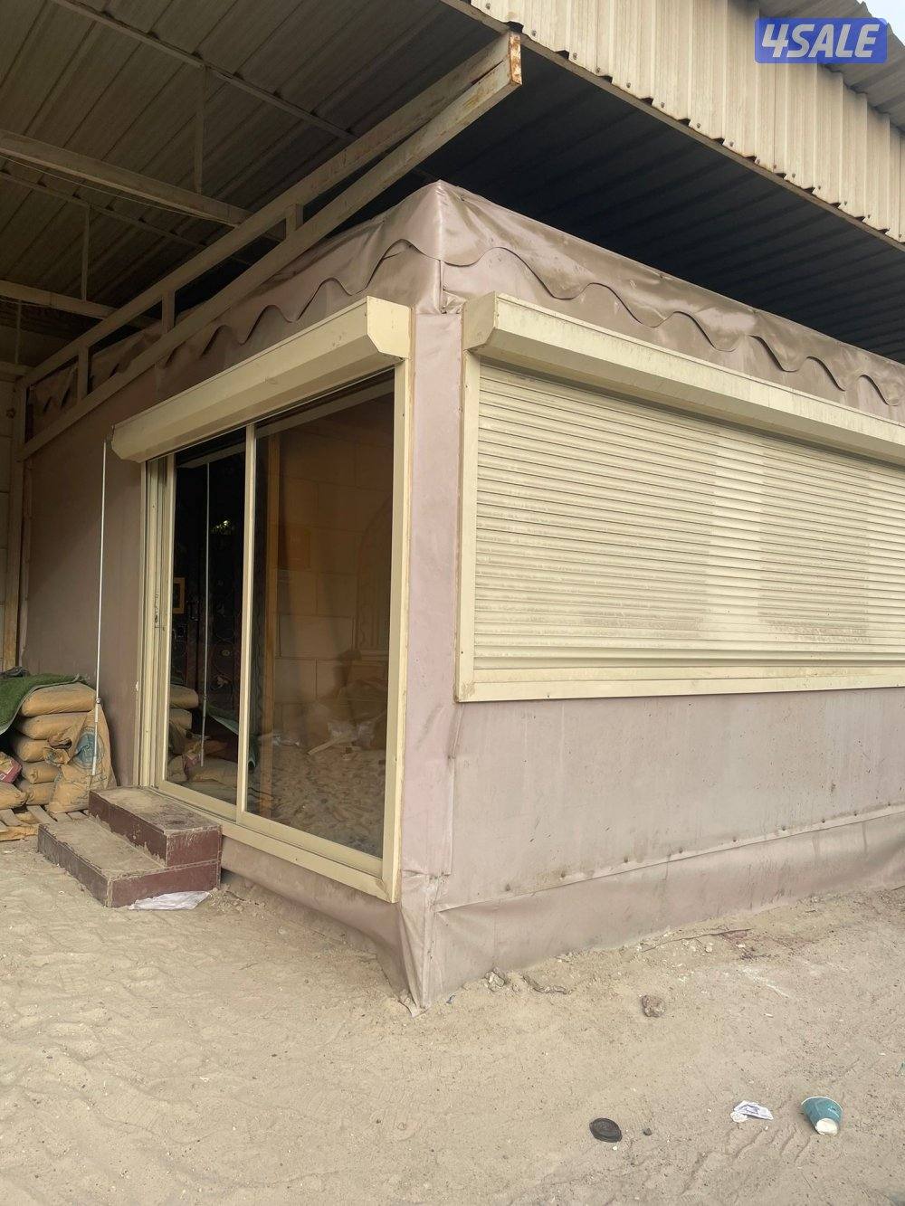 خيمه الدوانيه مقاس ٤/٥ ثلاث جهات للبيع ثلاث طبقات مع عازل والارضيه خشب1