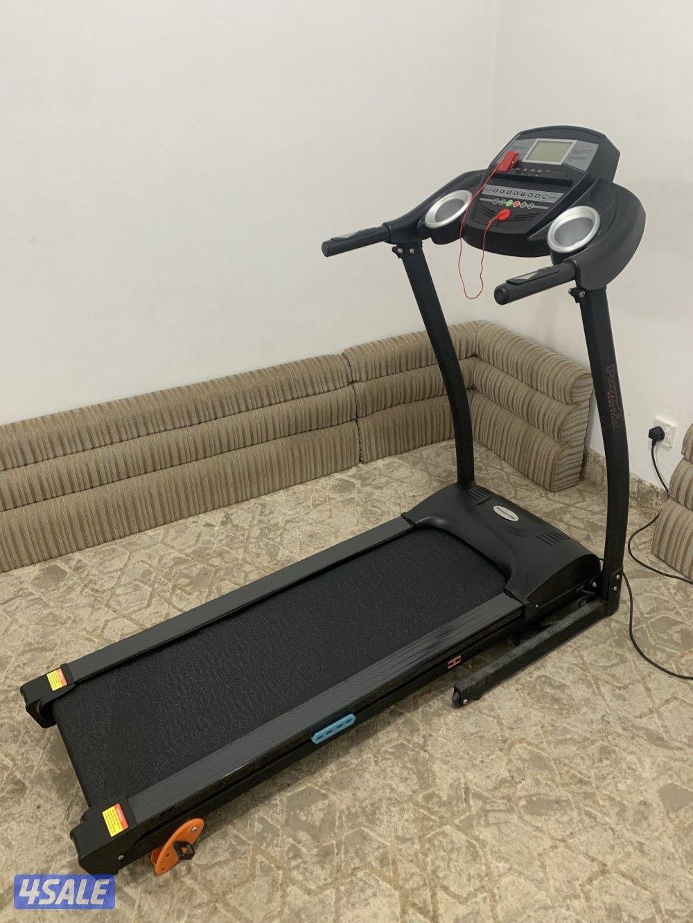 للبيع جهاز مشي نظيف powerfit3