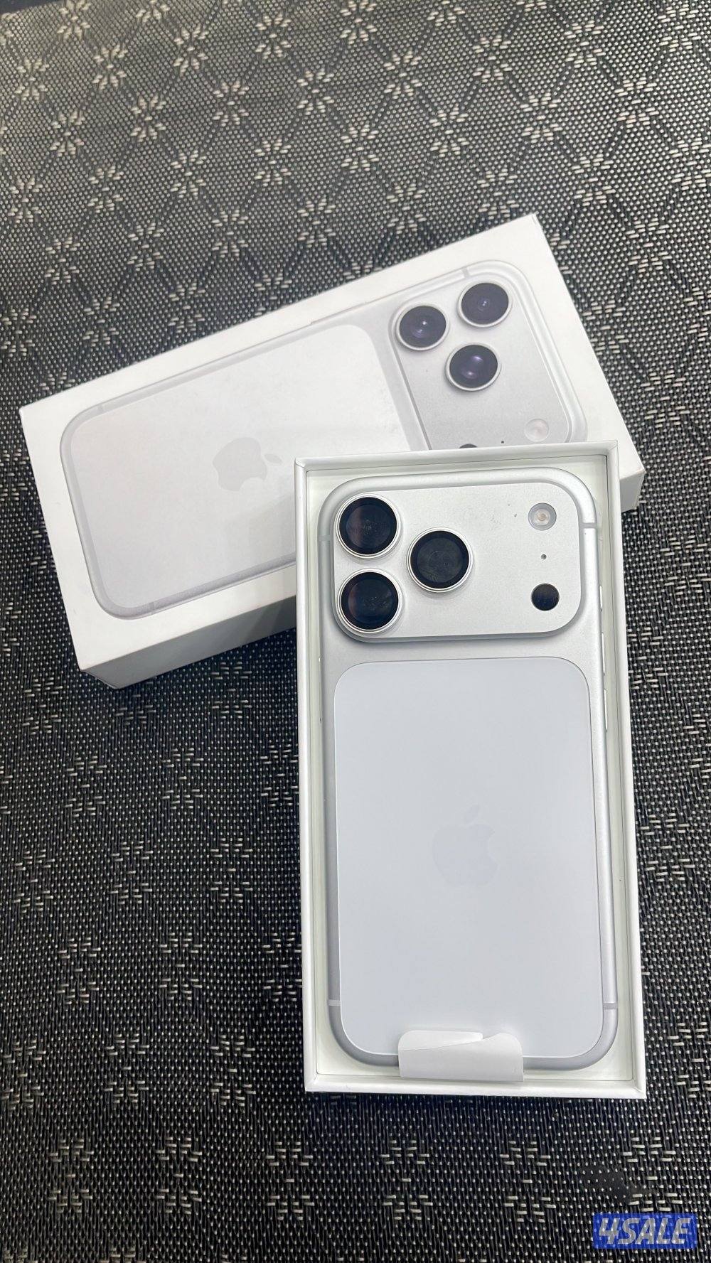 iPhone 17pro 512gb silver0