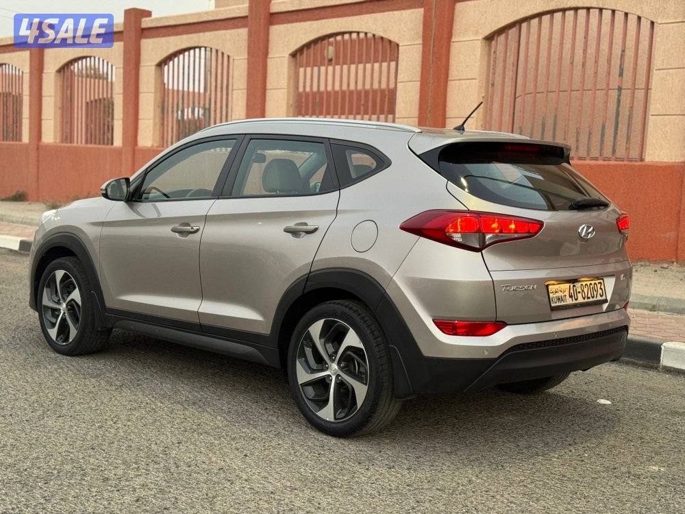 هونداي توسان 2017 شرط فحص مكينه صغيره6