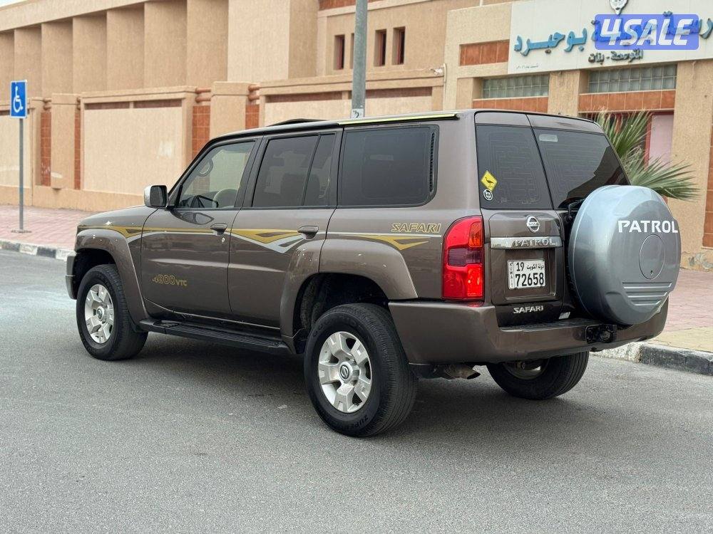 سوبر سفاري 2005 سيرفيس كامل مو محتاج شي0