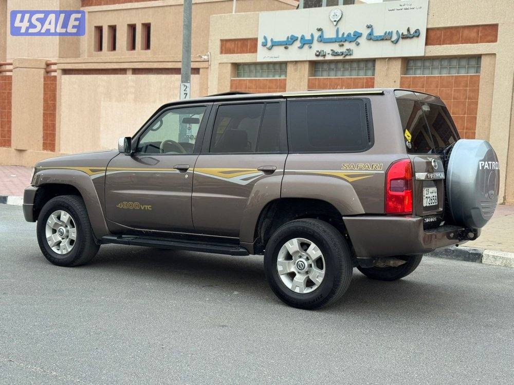 سوبر سفاري 2005 سيرفيس كامل مو محتاج شي2