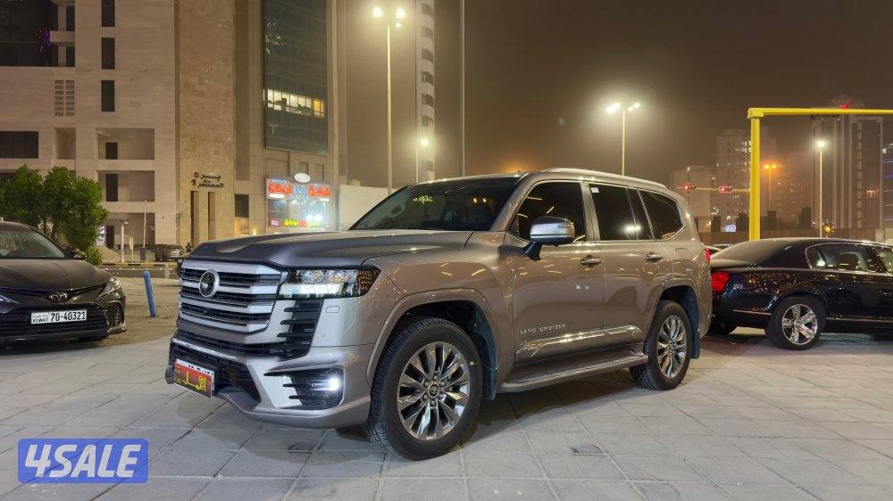 لاندكروزر GXR/ أيرو.أس/ موديل 2024/ عداد 6 ألف/ تأمين شامل/ سيرفس محان5