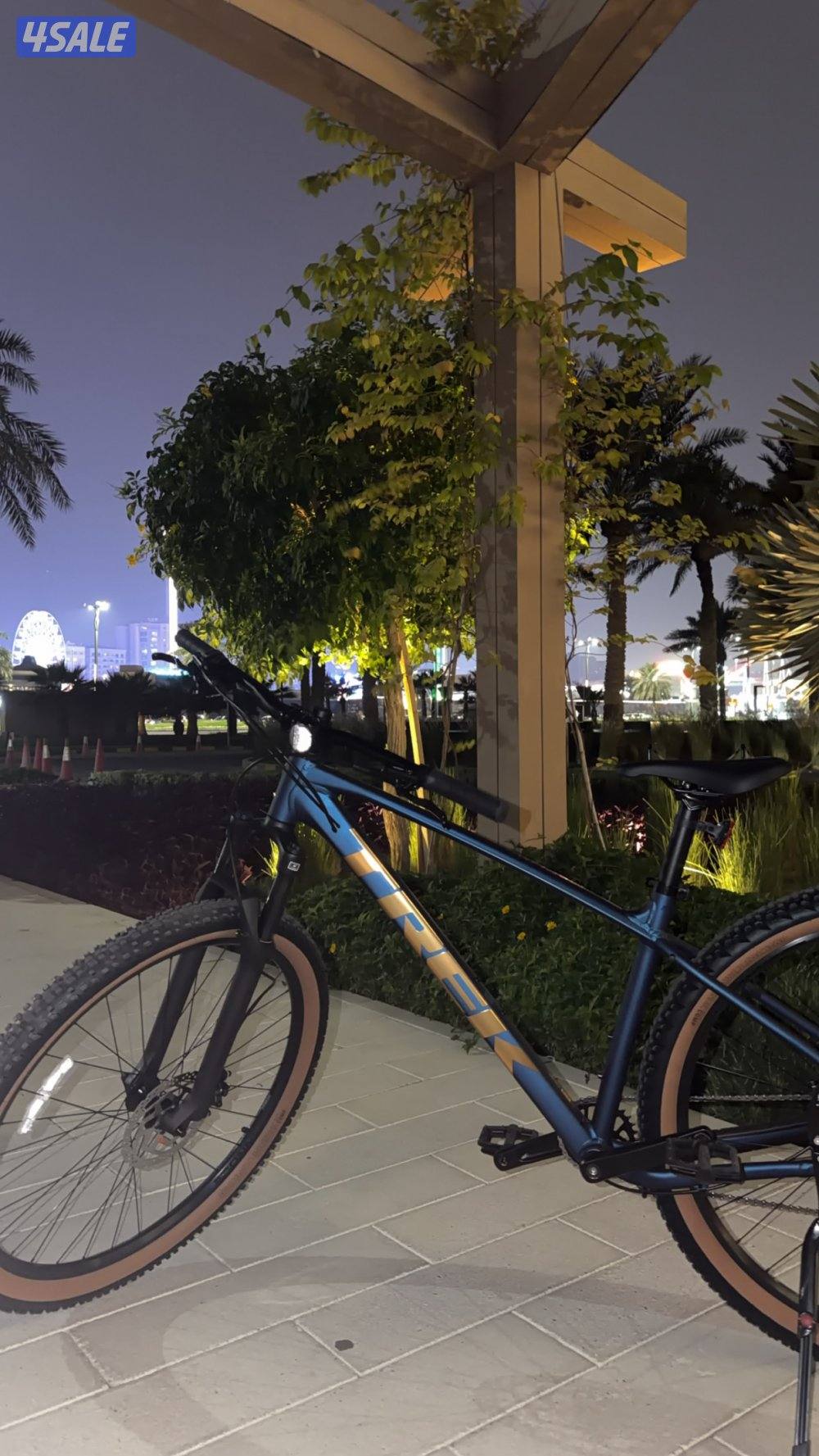 TREK MARLIN 5 GEN 3 MULSANNE BLUE ML 2026 قاري 🔥 دراجة هوائية2