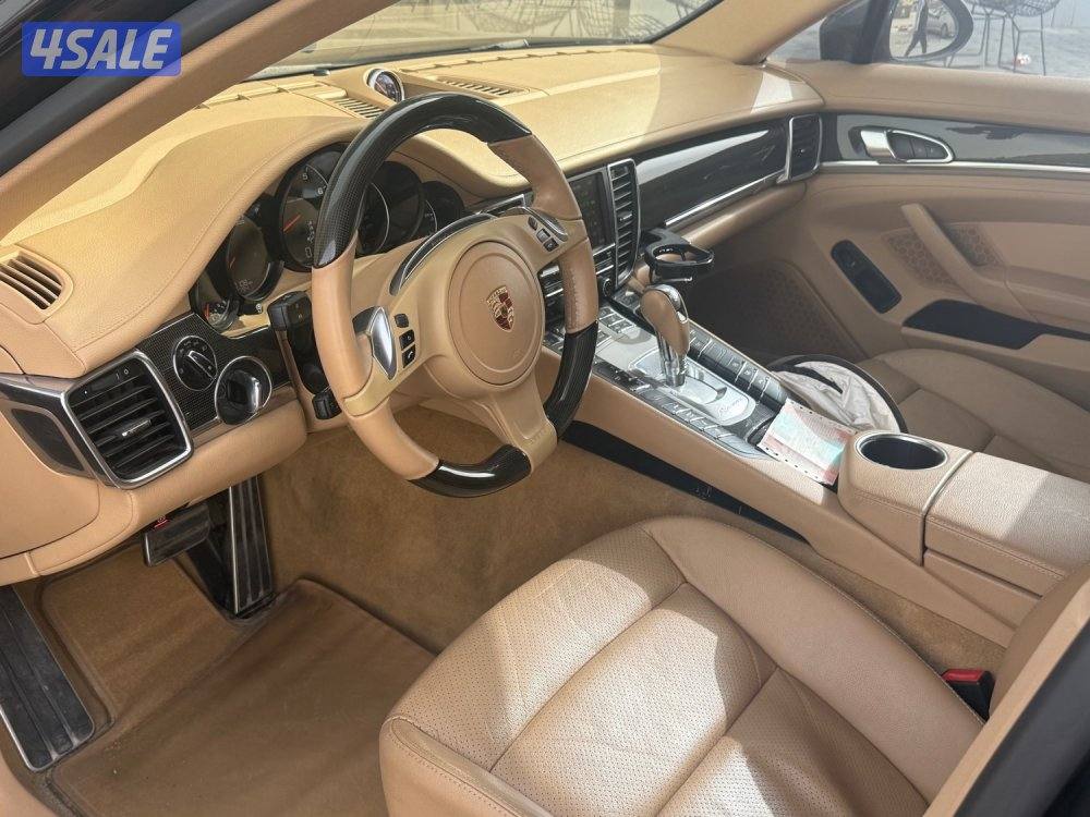 للبيع بورش باناميرا 20142