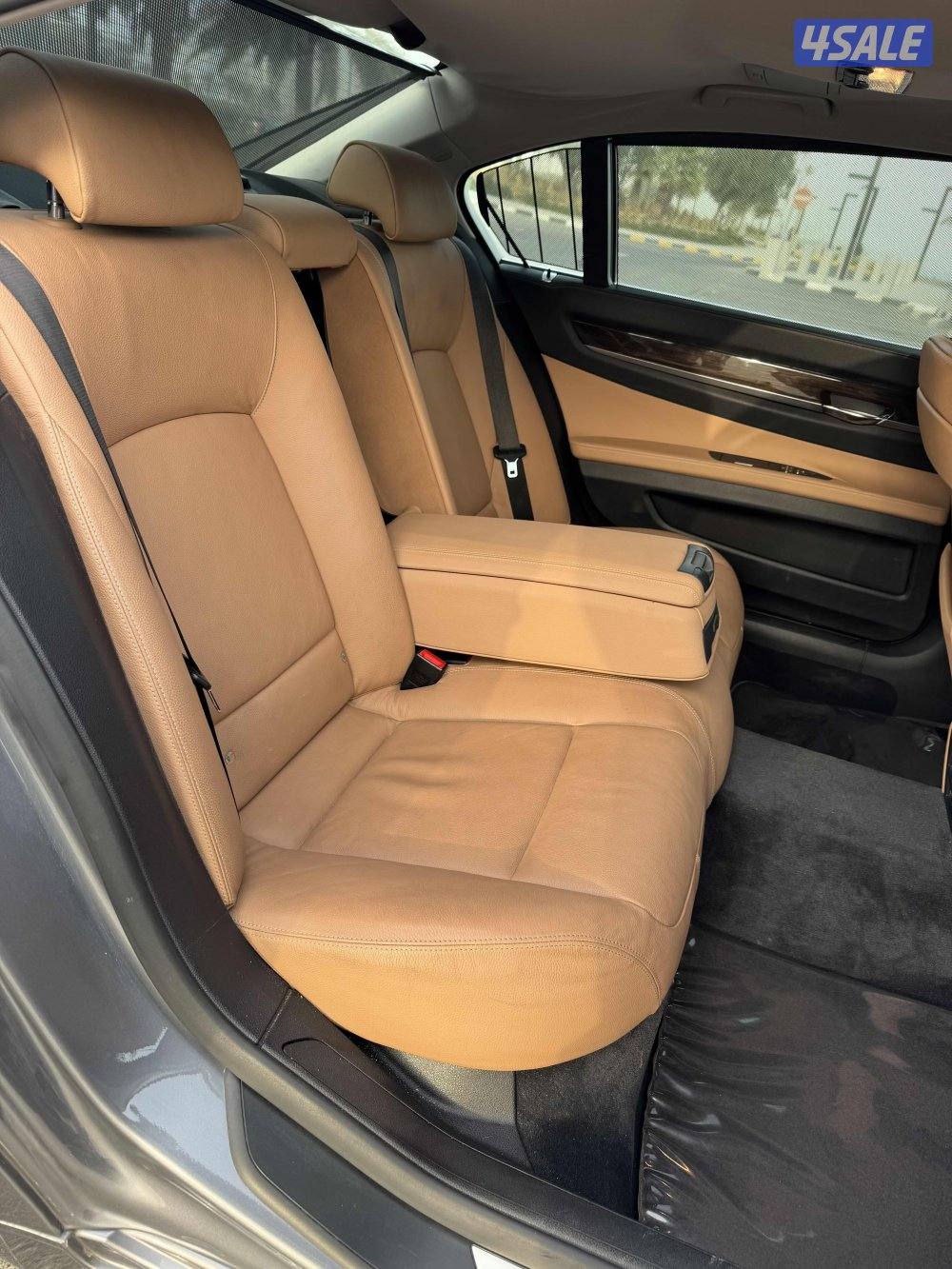 بي ام دبليو 730 موديل 2010 عداد 13913