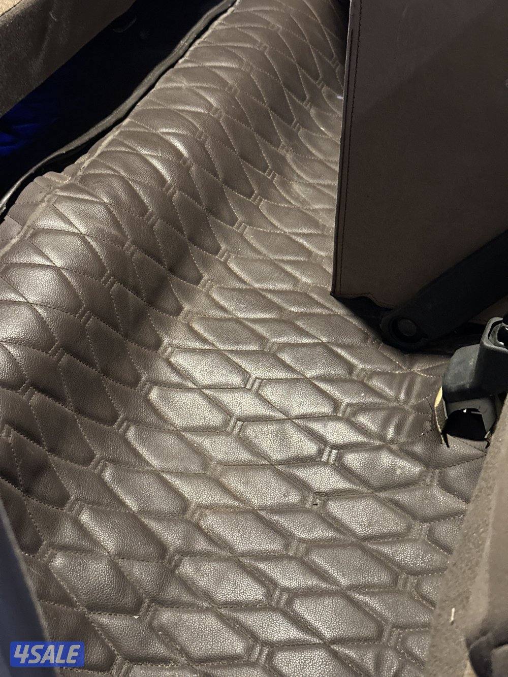 للبيع ربع 2019 صبغ الوكاله ماشي ١٤٨5