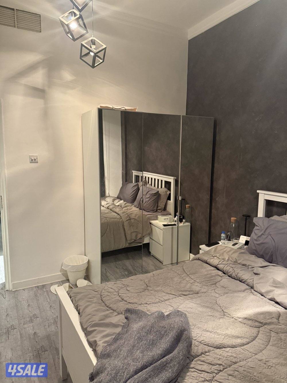 للبيع شقه مؤثثه1