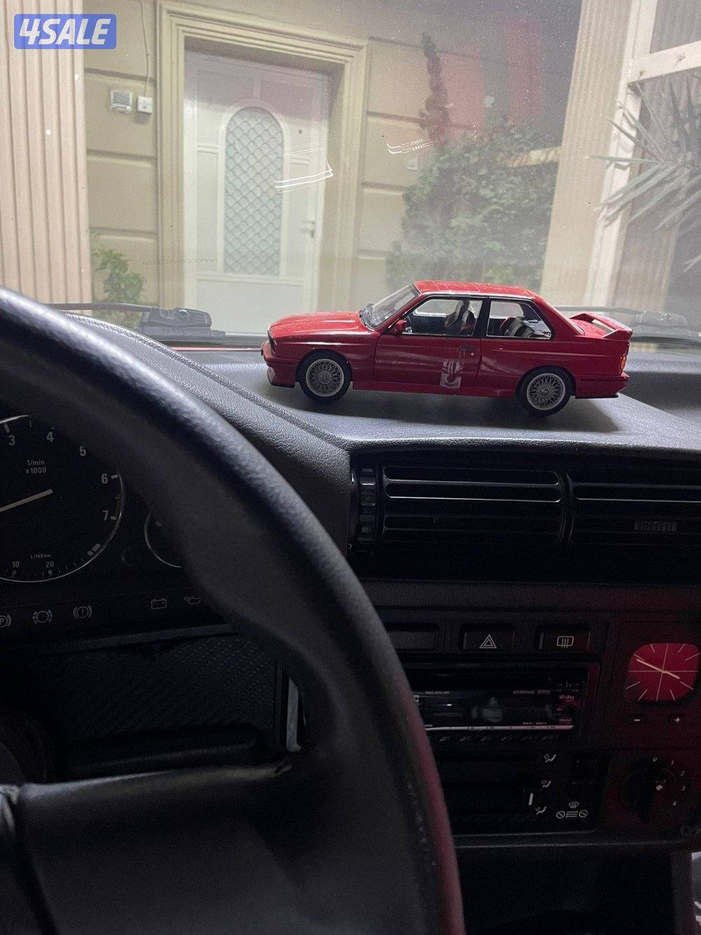 للبيع E30 موديل 19904