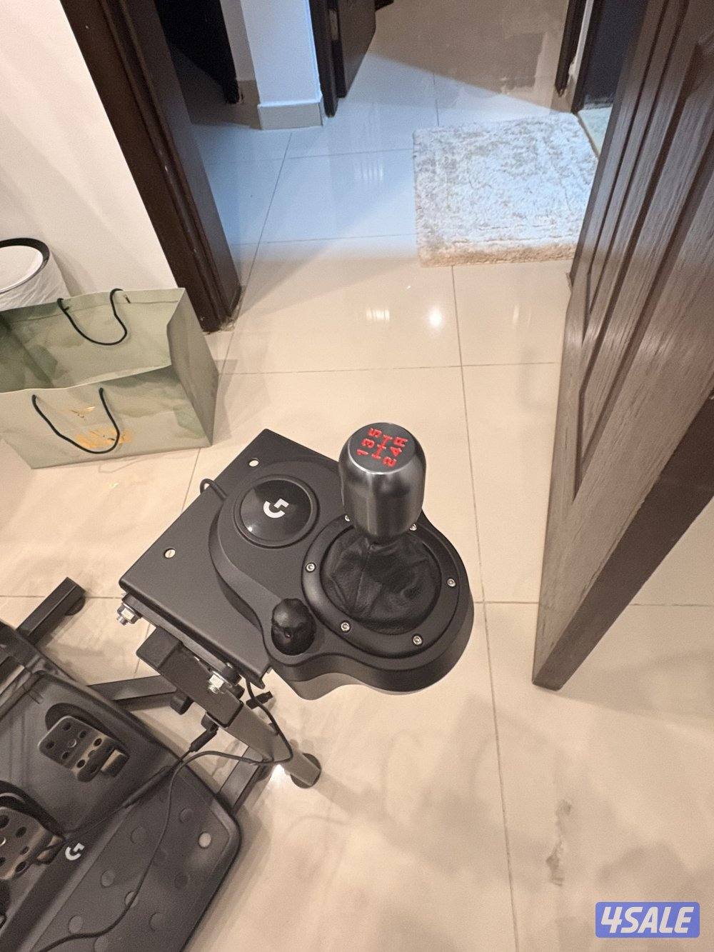 Steering wheel gear and stand سكان جيرو وقاعدة2