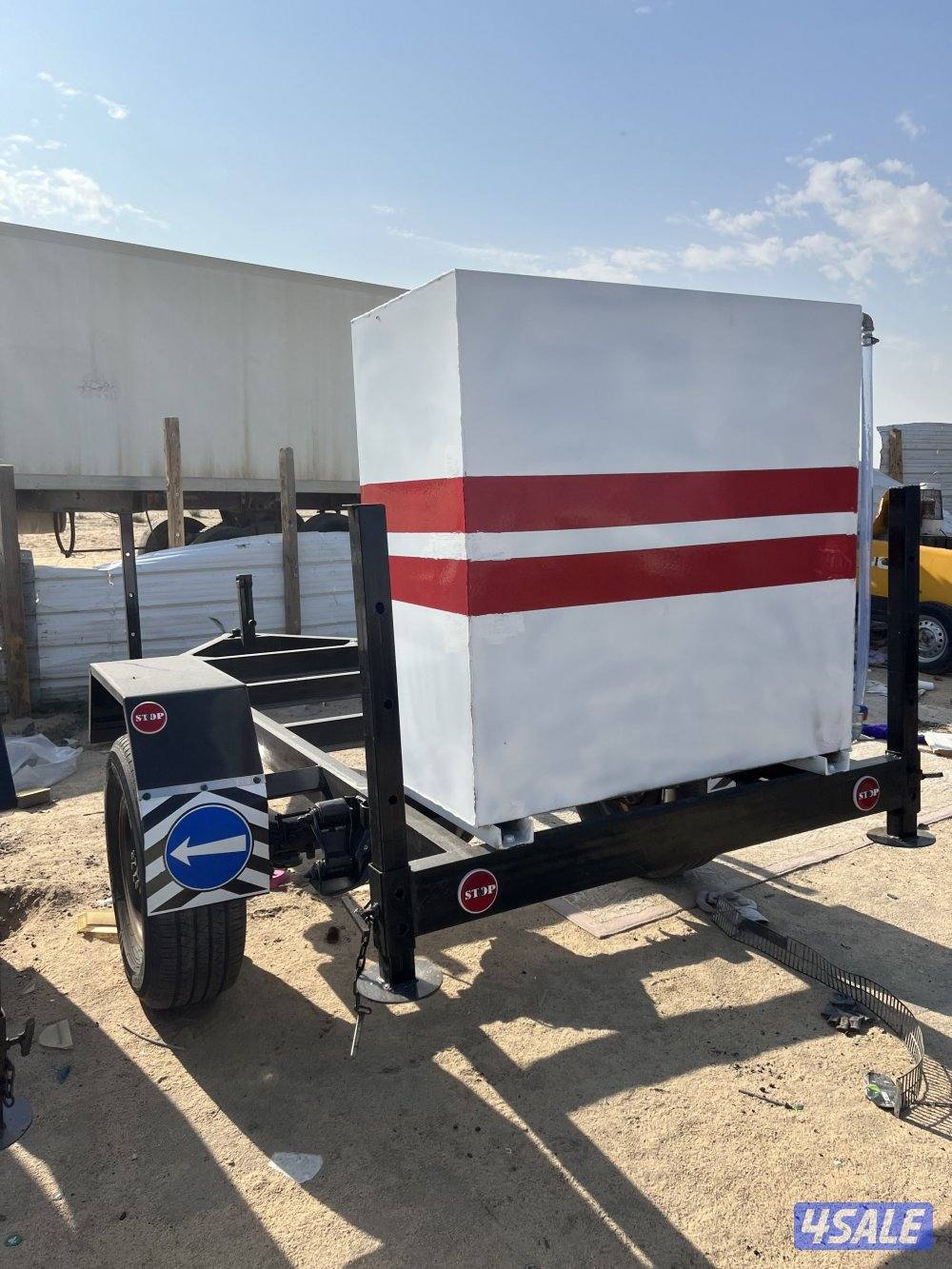 للبيع عربانات وخزانات ديزل3