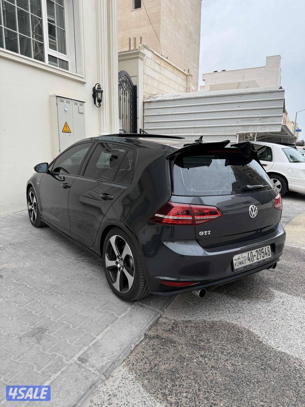 جولف GTI ماشي ١٠٦ بانوراما2