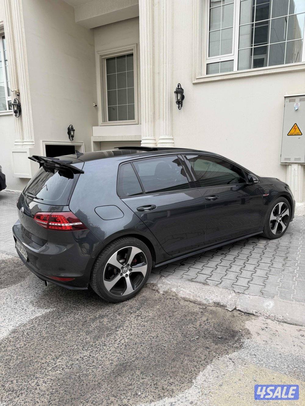 جولف GTI ماشي ١٠٦ بانوراما3