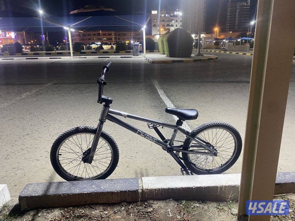 قاري dk بحالة ممتازة2