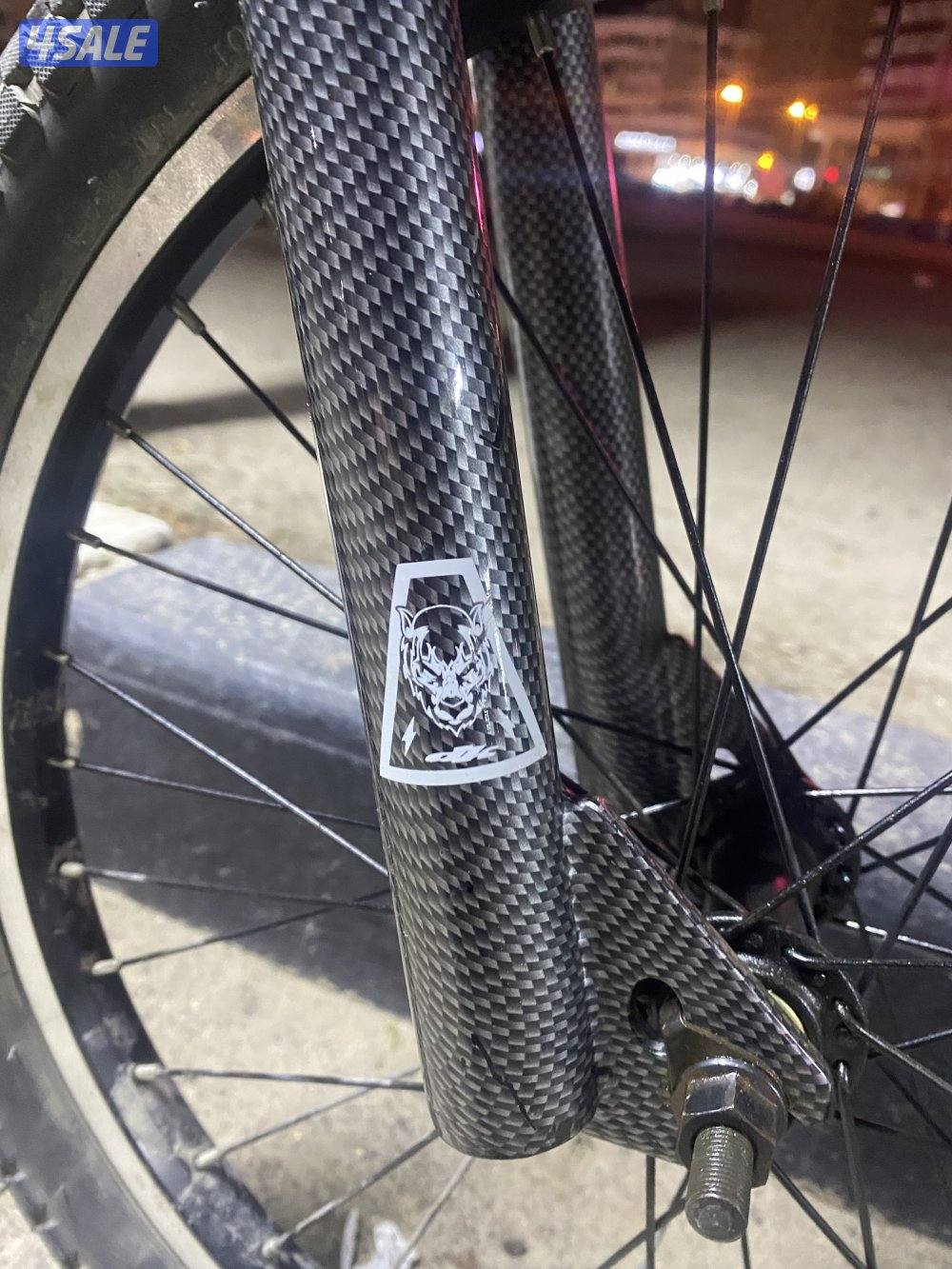 قاري dk بحالة ممتازة4